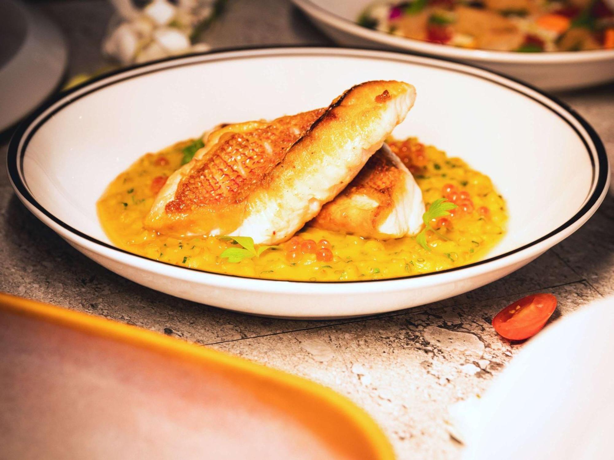Sofitel Gold Coast Broadbeach Εξωτερικό φωτογραφία A plate of halwa puri